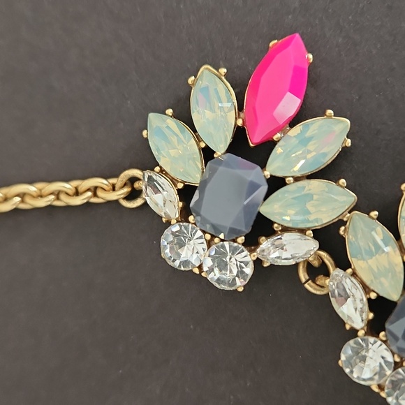 J Crew Factory Pink and Crystal Statement Necklace - Picture 2 of 4